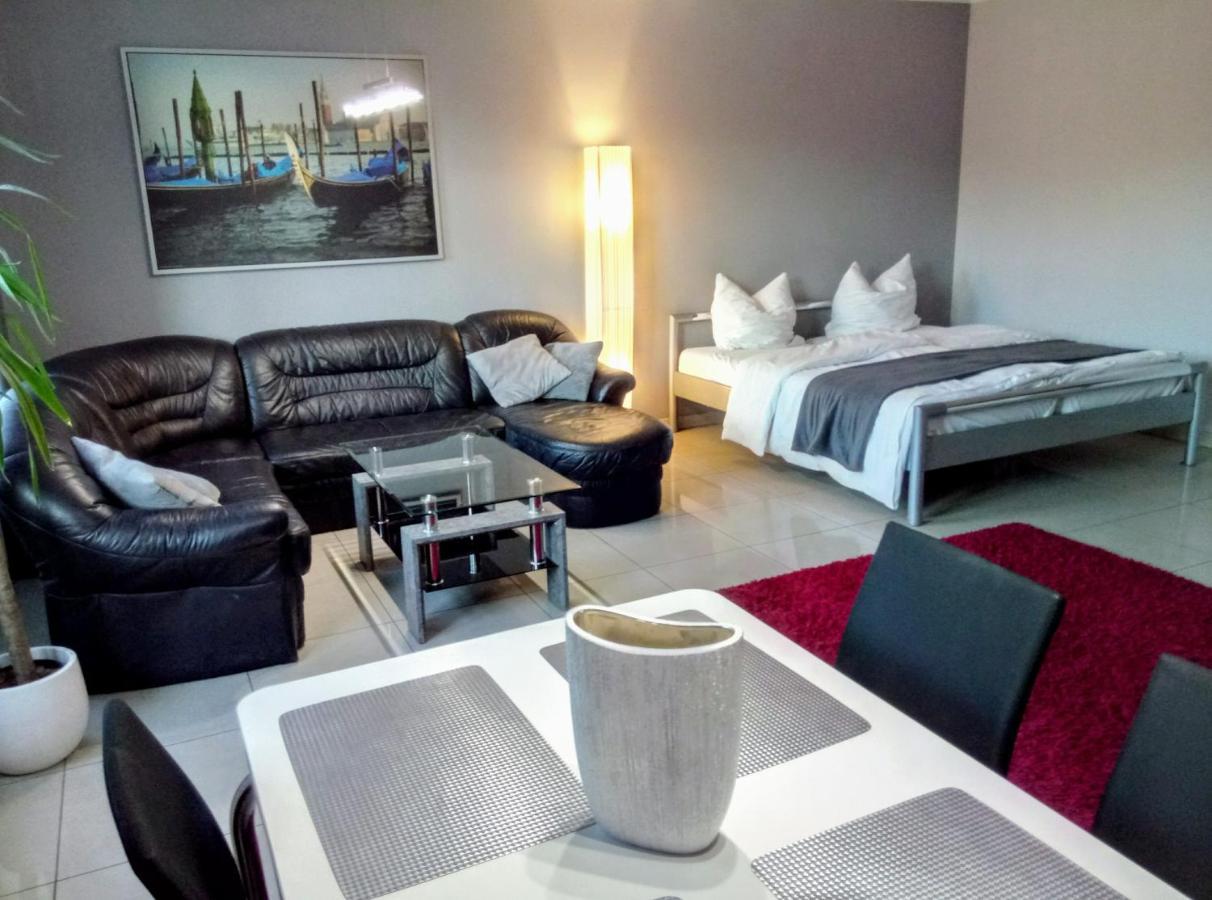 Apartamenty Krzywe Okna Жельона Гора Екстериор снимка